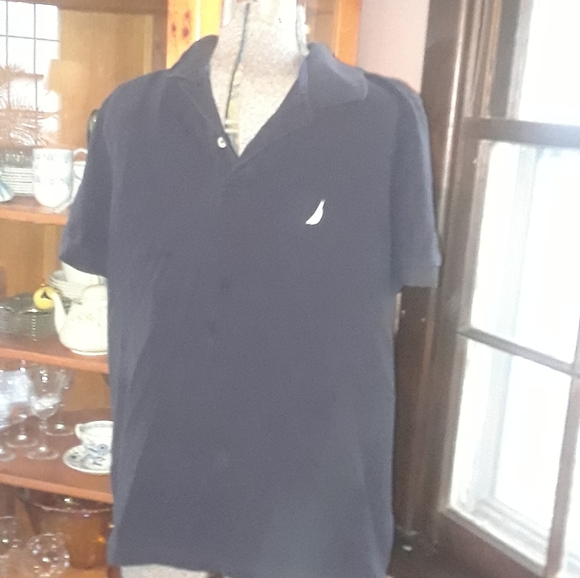 Size Large nautica navy blue polo shirt - Picture 2 of 9